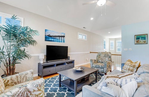 Rehoboth Beach House | The Tides Coastal Gem W/Fast WiFi, Beautiful Decor, & Beach Access Nearby