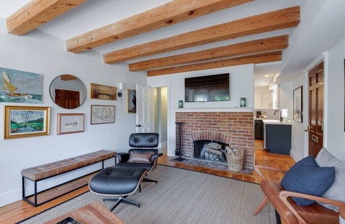 Old Town Alexandria House | The Tidewater - Notley Shaw House
