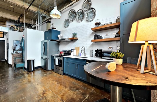 Brazos Condo | The Timeout at 203