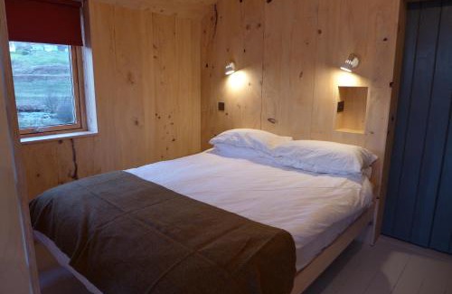 Portnalong House | The Tin Church