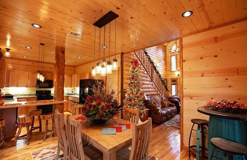 Broken Bow Cabin | The Tin Horse by Blue Beaver Luxury Cabins