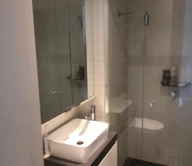West Melbourne Apartment | The Tivoli