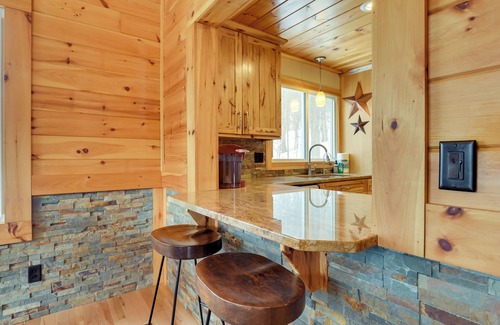 Canandaigua House | The Toasted Marshmallow Ski & Lake Retreat
