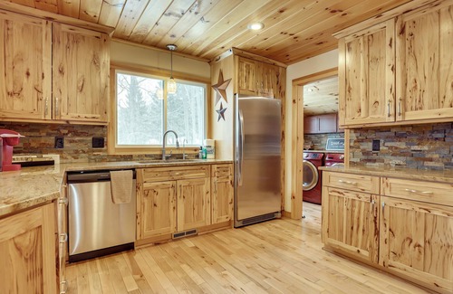 Canandaigua House | The Toasted Marshmallow Ski & Lake Retreat