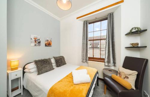 Clackmannan Apartment | The Tollbooth