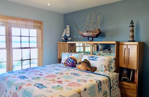 Central Lake Hotel | The Torch Lake Bed and Breakfast