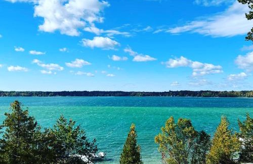 Central Lake Hotel | The Torch Lake Bed and Breakfast