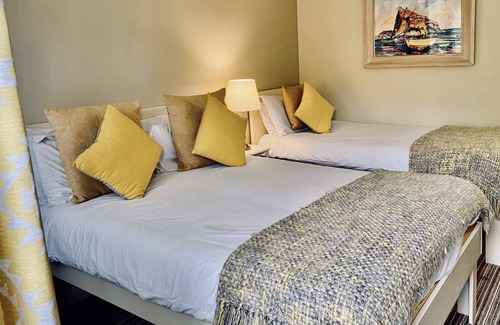 Thomastown Bed & Breakfast | The Tower House B&B