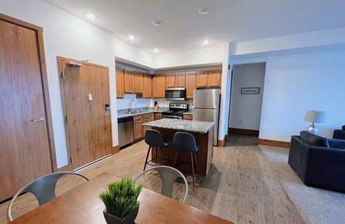 Grandville Apartment | The Tower Wing Apartments at The Grand Castle