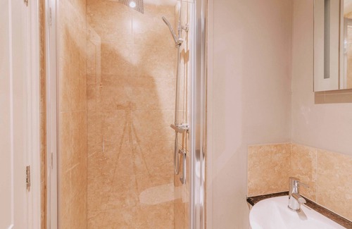 Wallingford Hotel | The Town Arms