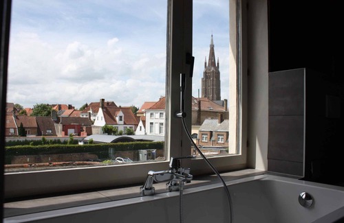 Historical Center Bruges Bed & Breakfast | The Townhouse Bed & Breakfast