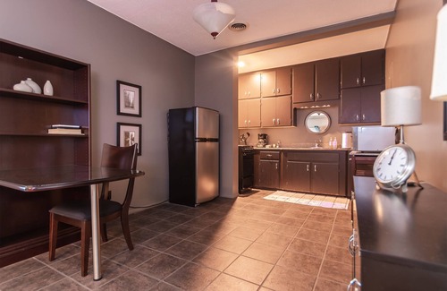 Fairbury Apartment | The Townsend 2 BR Apartment Located On The Bricks