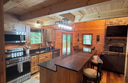Laurelville Cabin | The Tradesman: Brand New, Custom Built Log Cabin in The Hocking Hills