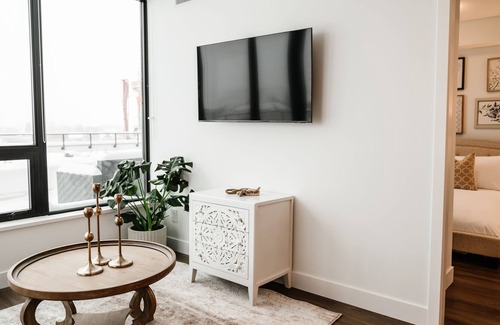 Downtown Kelowna Condo | The Traditional - Downtown