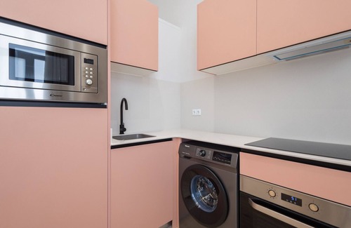 La Creu del Grau Apartment | The Trafalgar Apartment 04 by Florit Flats