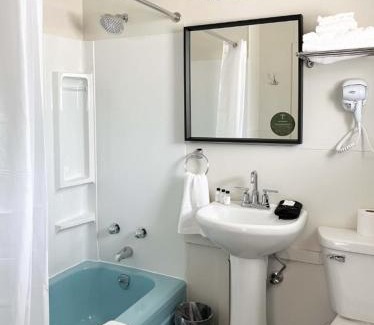 Melita Hotel | The Trail Inn - Melita, Manitoba - HWY 83, HWY 3