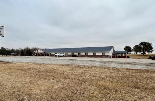 Sutton Hotel | The Trail Inn - Sutton, Nebraska - US-6 HWY