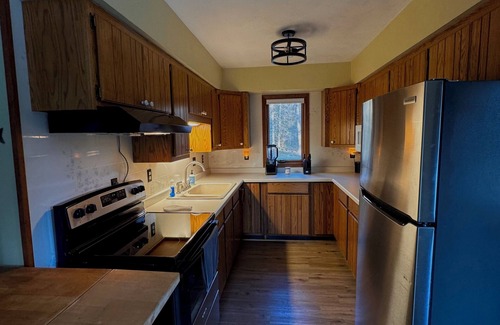 Goodman Cabin | The Trailside Refuge