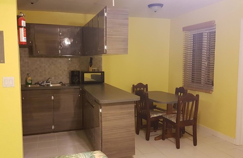 Nassau Apartment | The Tranquil C's
