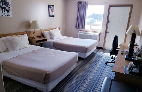 Saskatoon Hotel | The Travel Inn Resort