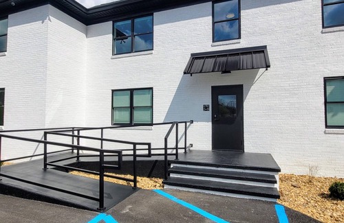 Tazewell Apartment | The Traveler on Main - Suite 8