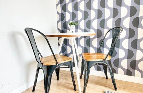 East Village Apartment | The Traveler's Getaway