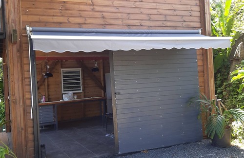 Capesterre-Belle-Eau Ski Chalet | The tree house