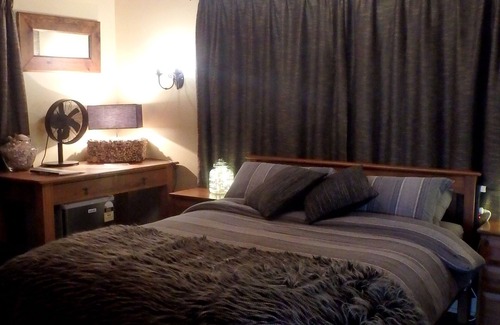 Cheviot Bed & Breakfast | The Tree House Lodge - Bed & Breakfast