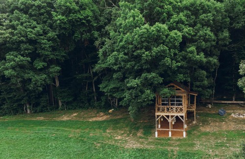 Washburn House | The Tree House at Bear Creek Lodge