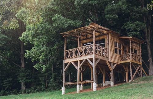 Washburn House | The Tree House at Bear Creek Lodge