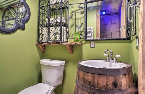 Summerville Cabin | 'The Treehouse Cabin' Creekside Home w/ Hot Tub!