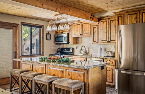 Upper Moonridge House | The Treehouse Cottage A-Frame