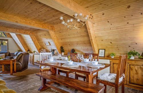 Upper Moonridge House | The Treehouse Cottage A-Frame