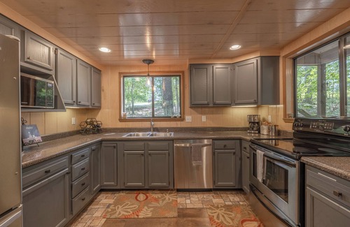 Innsbrook Ski Chalet | The Treetop Escape by Innsbrook Vacations!
