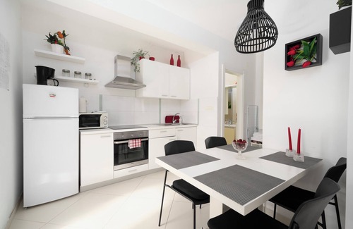 Tribunj Apartment | The Tribunj Suites