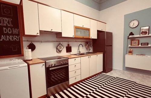 Tripoli Apartment | The Trip house