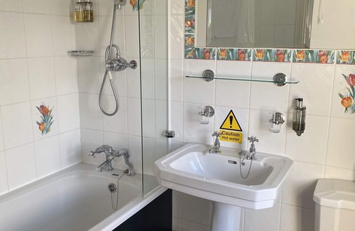 Petersfield Hotel | The Trooper Inn