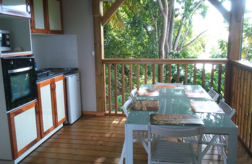 Sainte-Anne Ski Chalet | 'THE TROPICAL CHALET'