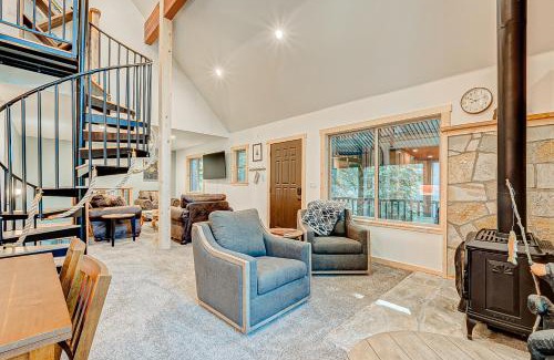 Pla-Vada Woodlands Ski Chalet | The Truckee Vibe