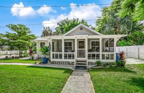 Bonita Springs House | The Tucker House