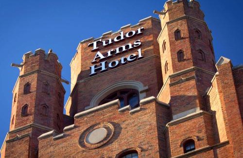 University Circle Hotel | The Tudor Arms Hotel Cleveland - a DoubleTree by Hilton