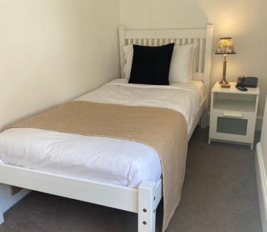 Bridgwater Hotel | The Tudor Hotel