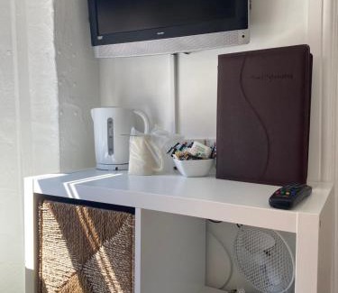 Bridgwater Hotel | The Tudor Hotel