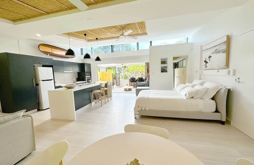 Scotts Head Villa | The Tula Suite - Driftwood Villas Scotts Head
