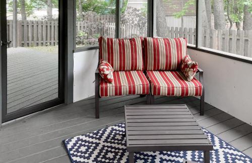 New Buffalo House | The Tulip Tree House