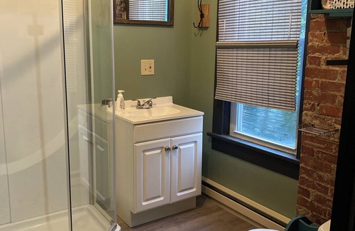 Ashland Apartment | The Turtle InnnDowntown Ashland, Ohio
