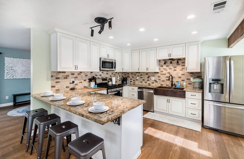 Ramona House | The Ultimate Family Mountain Retreat - Game Room, Hiking, Hot Tub