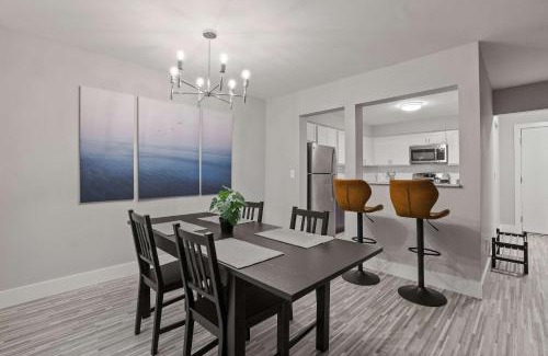 Rochester Apartment | The Ultimate Rochester Getaway Cozy & Inviting