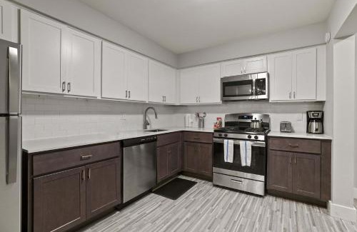 Rochester Apartment | The Ultimate Rochester Getaway Cozy & Inviting
