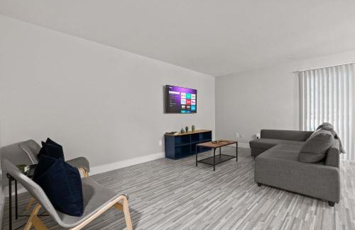 Rochester Apartment | The Ultimate Rochester Getaway Cozy & Inviting